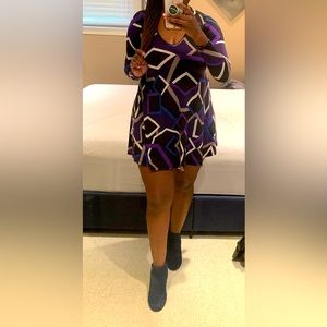 High-low long sleeve pattern dress